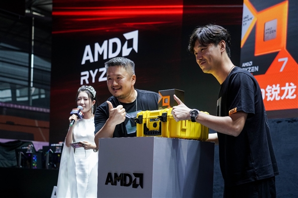 完美世界Major2024指定！AMD锐龙7800X3D闪耀Chinajoy2024(图6)