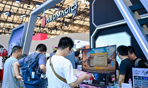 极致电竞尽在红魔！2024ChinaJoy全面展示最强电竞装备阵容(图5)