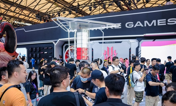 极致电竞尽在红魔！2024ChinaJoy全面展示最强电竞装备阵容(图8)