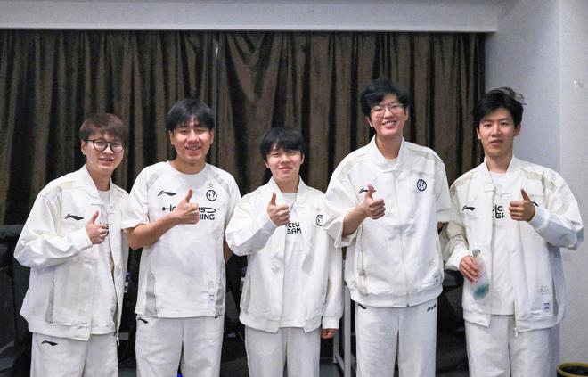 iG三叉戟再次同台竞技！iG对阵TES德杯决赛提前上演？(图5)