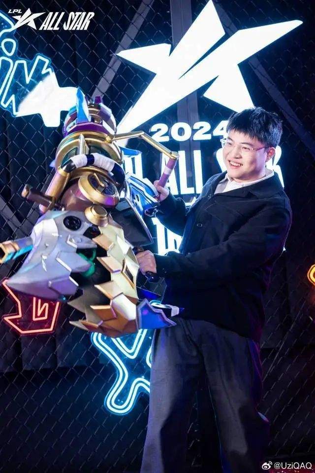 Uzi停播原因曝光！不是为了复出打比赛低调办了件大事(图2)