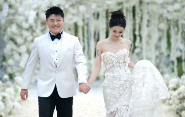Uzi停播原因曝光！不是为了复出打比赛低调办了件大事(图4)
