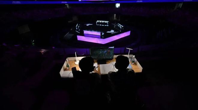 玩游戏也能拿学位？这所北京高校首届电竞专业本科生毕业了(图4)