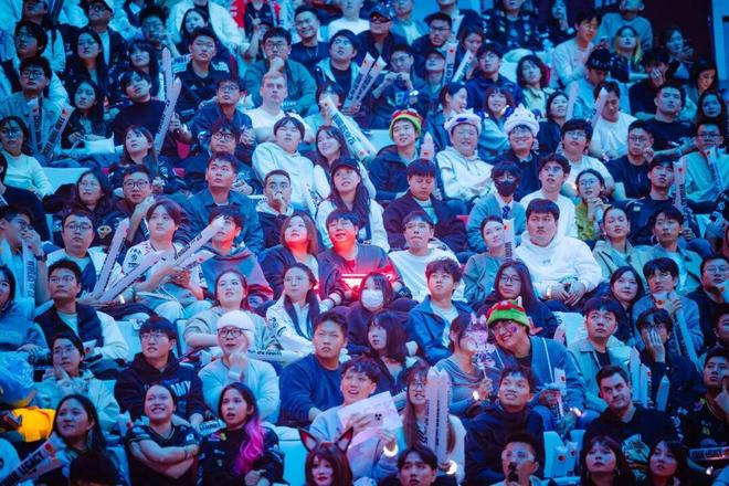 电竞文化之都成都为“00后最喜欢的城市”写下注脚(图2)