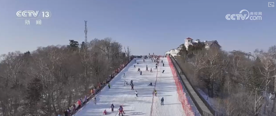 创新业态释放“冬雪夏凉”资源优势新活力“高端赛事+大众活动”添彩花样冰雪