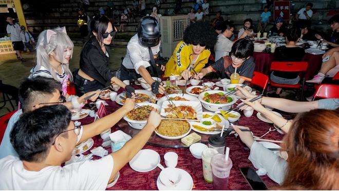 FPS首个千万赛事号！和平电竞的「圈粉魔法」藏不住了(图11)