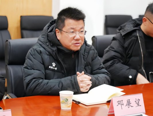 深圳市南山区校园足球团队赴济南历城交流共探南北青训发展新路径(图2)