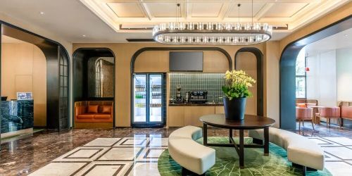 入华50年假日酒店“挖”了一条难以复制的品牌“护城河”(图9)