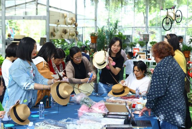 喜迎两会丨高质量发展如何“落地”？解码青浦建议提案办理的优秀答案(图5)