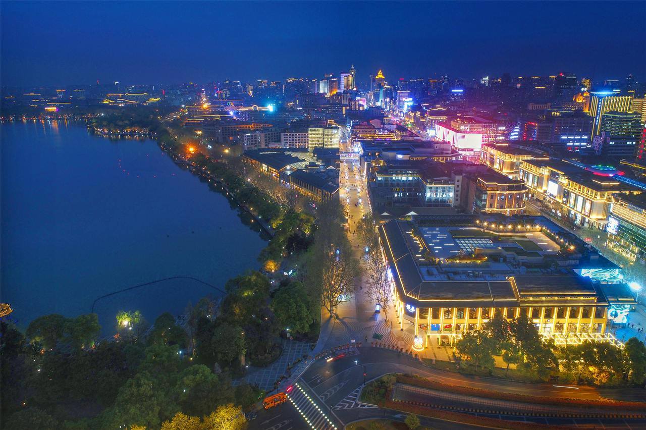 奋进“十五五”丨如何拓展消费新空间？省政协委员关注青年群体和“情绪”潜能