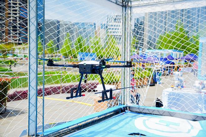 评论丨世界无人机运动会成都低空经济的一场高级“伴飞”(图1)