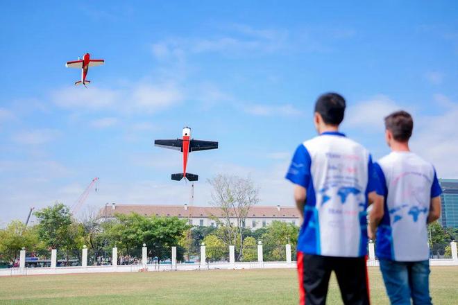 筑梦低空领航未来！2024第二十届“深南电路杯”航空模型大赛举行(图5)