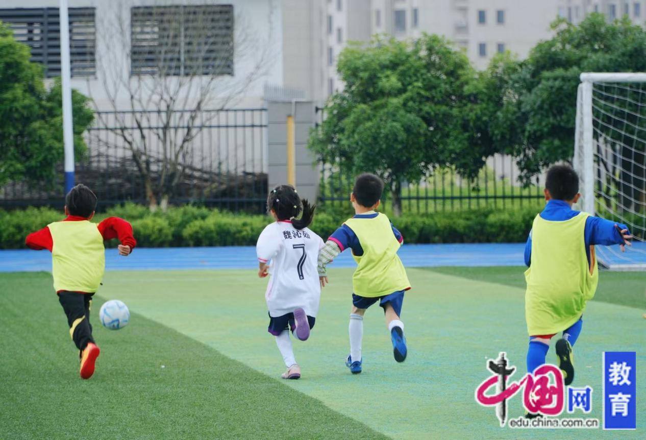 新余市仙女湖区第二小学：以足球为笔绘“和润”童年(图3)